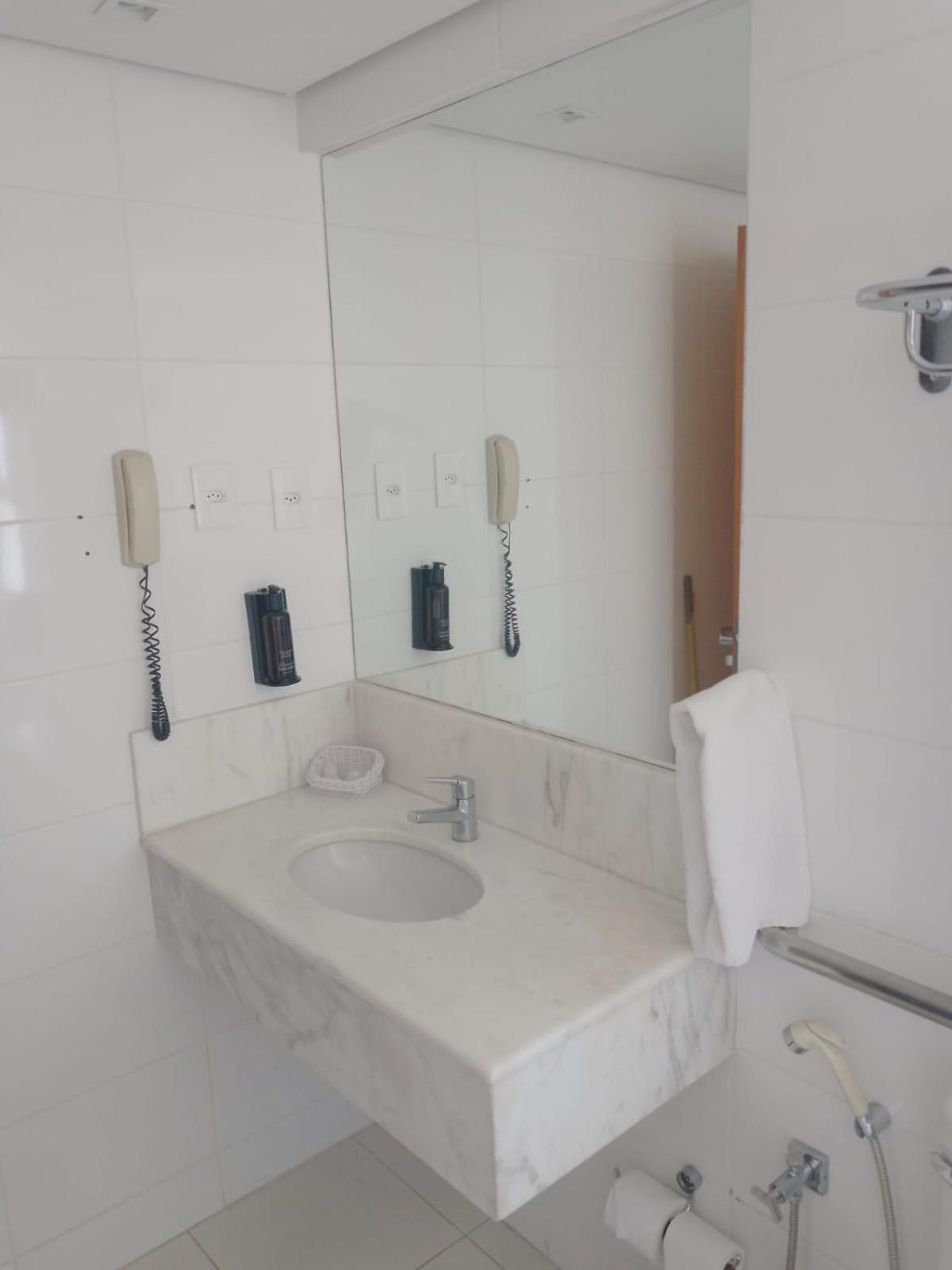 Bristol Jaraguá Hotel Pampulha Belo Horizonte Bagian luar foto